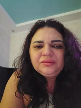 -CUTE-EVVIL- online show from 23, 6, 2026