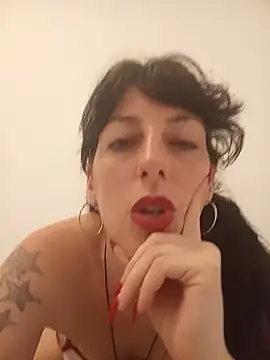 Snapshot of Valeriadolce chatting on 8, 6, 2026 Valeriadolce online show from 8, 6, 2026