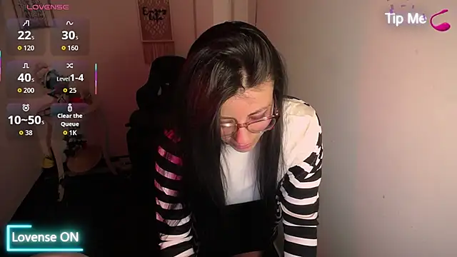 Snapshot of Valeri_bj chatting on 27, 7, 2026 Valeri bj online show from 27, 7, 2026