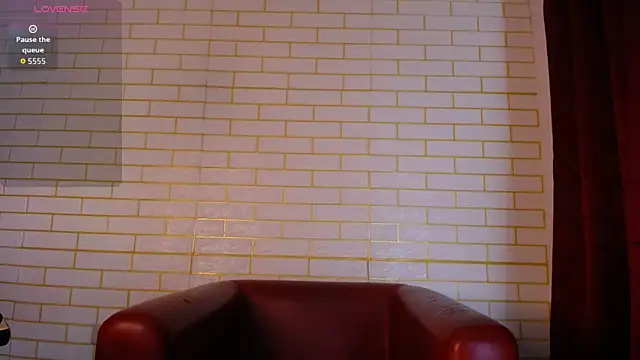 Scarlet1126 online show from 27, 4, 2026