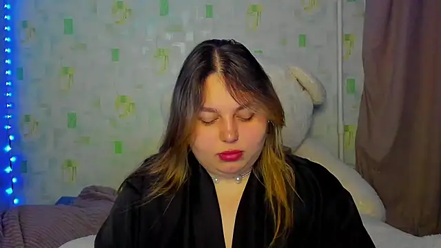 LillyHaigh online show from 4, 6, 2026
