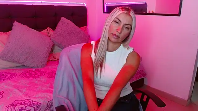 Snapshot of Meliissa_xxxx chatting on 21, 5, 2026 Meliissa xxxx online show from 21, 5, 2026