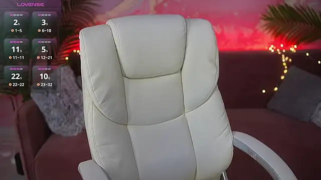 Snapshot of KettyFlo chatting on 4, 6, 2026 KettyFlo online show from 4, 6, 2026