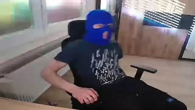 BadBoyMasked online show from 29, 4, 2026