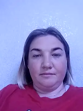 MiyaOlliver online show from 26, 4, 2026