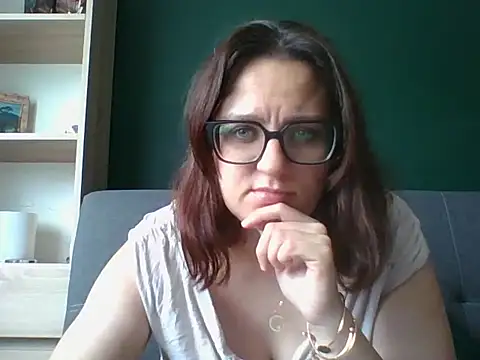 Snapshot of sensual_paris chatting on 18, 6, 2026 sensual paris online show from 18, 6, 2026