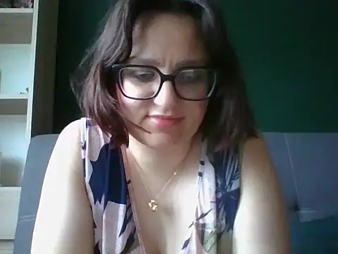 Snapshot of sensual_paris chatting on 22, 6, 2026 sensual paris online show from 22, 6, 2026