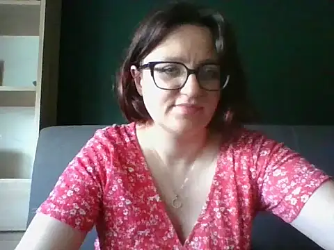 Snapshot of sensual_paris chatting on 29, 6, 2026 sensual paris online show from 29, 6, 2026