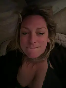 bigtitslivetofuck online show from 14, 3, 2025