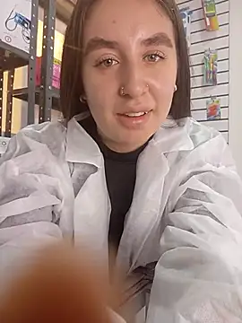 Snapshot of alison_mars chatting on 27, 5, 2026 alison mars online show from 27, 5, 2026