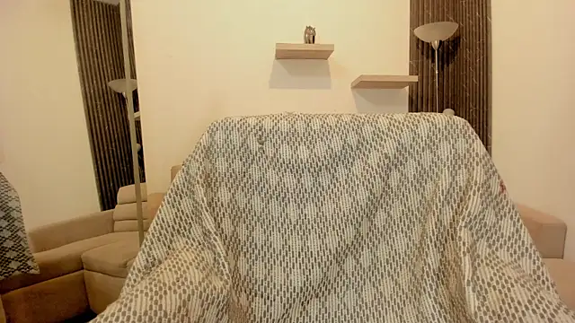 Snapshot of Kiara_Curls chatting on 16, 7, 2026 Kiara Curls online show from 16, 7, 2026