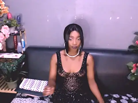 Snapshot of LolaSavageXO chatting on 19, 5, 2026 LolaSavageXO online show from 19, 5, 2026