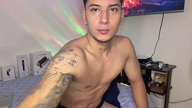 Snapshot of SexxxySquirterStev777 chatting on 2, 5, 2026 SexxxySquirterStev777 online show from 2, 5, 2026