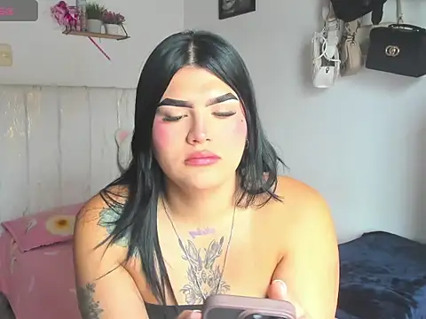 Melinabitchxx online show from 16, 5, 2026