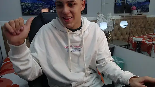Ethanx18  online show from 20, 5, 2026