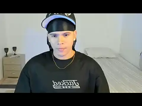 Snapshot of sant_wahlberg chatting on 29, 5, 2026 sant wahlberg online show from 29, 5, 2026