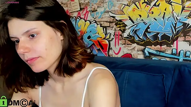Snapshot of Kira_Be11 chatting on 25, 6, 2026 Kira Be11 online show from 25, 6, 2026