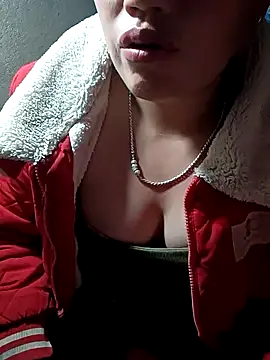 Snapshot of Blaze_Luna chatting on 2, 5, 2026 Blaze Luna online show from 2, 5, 2026