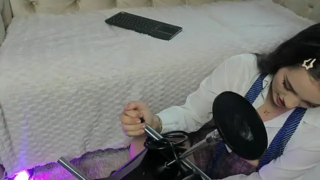 Megann Rousee online show from 3, 6, 2026