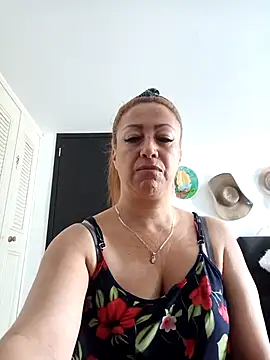 Mila Phone online show from 29, 4, 2026