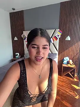 Snapshot of Zoe_rousse01 chatting on 11, 6, 2026 Zoe rousse01 online show from 11, 6, 2026