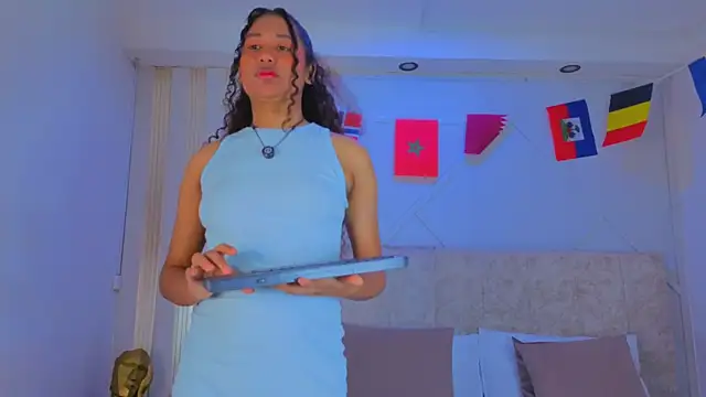 secretestrella online show from 26, 6, 2026