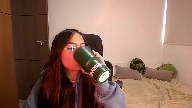 Snapshot of abbyyandmaxx chatting on 21, 7, 2026 abbyyandmaxx online show from 21, 7, 2026