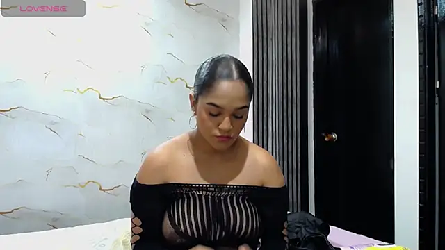 Liaa cams online show from 26, 6, 2026