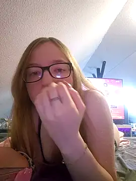 Freaky-Doll online show from 24, 5, 2026