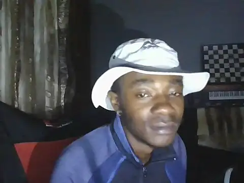 Snapshot of SowetoR500 chatting on 8, 6, 2026 SowetoR500 online show from 8, 6, 2026