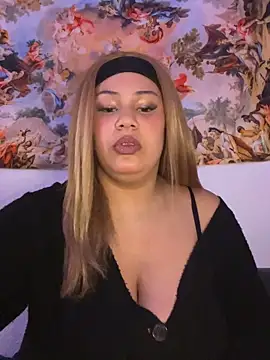 CurvyDusa online show from 11, 5, 2026
