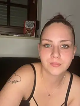 CuteBeaX online show from 11, 7, 2026