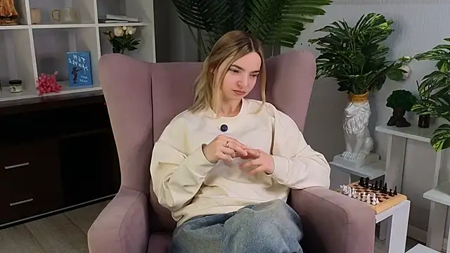 RosannPritchard online show from 30, 4, 2026