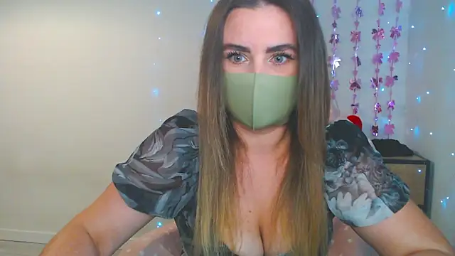 Snapshot of MillaVelvet chatting on 15, 6, 2026 MillaVelvet online show from 15, 6, 2026