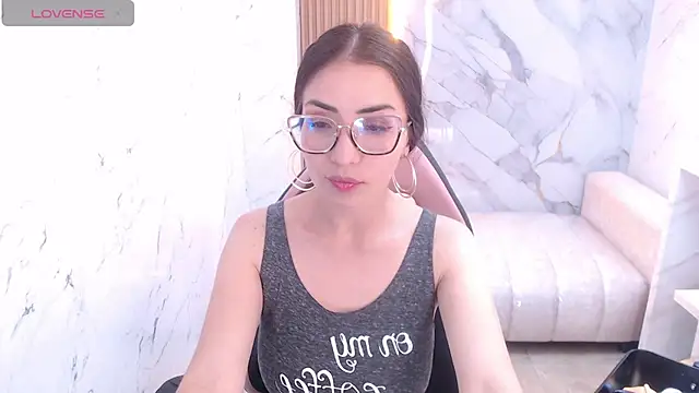 IvoryMuse tf online show from 30, 4, 2026