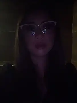 Snapshot of kittycat4810 chatting on 29, 5, 2026 kittycat4810 online show from 29, 5, 2026