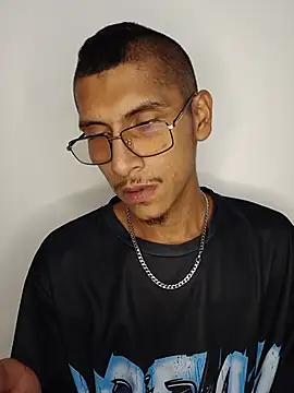 Snapshot of Lil_black009 chatting on 12, 7, 2026 Lil black009 online show from 12, 7, 2026