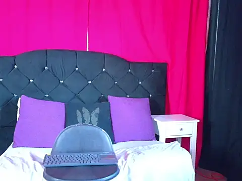 Snapshot of dulce_alexandra chatting on 17, 6, 2026 dulce alexandra online show from 17, 6, 2026