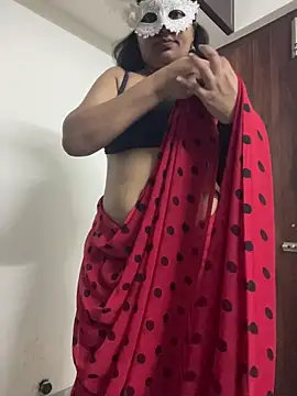 Snapshot of Tamil_Azhagie chatting on 23, 5, 2026 Tamil Azhagie online show from 23, 5, 2026
