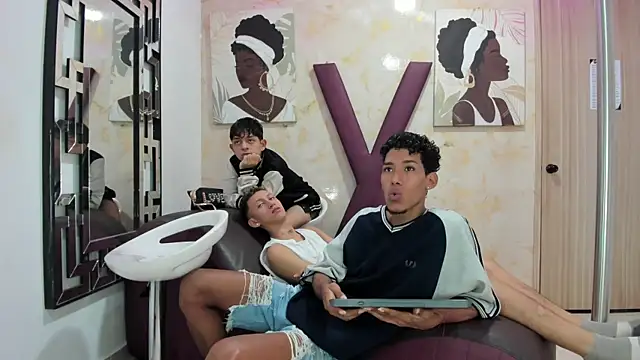 RED BOYS XXX online show from 17, 5, 2026