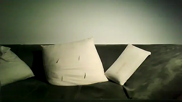 Snapshot of Soloyan chatting on 13, 11, 2025 Soloyan online show from 13, 11, 2025