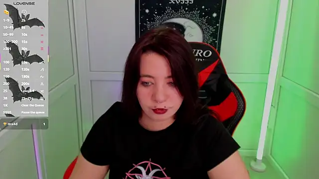 Snapshot of PurpleRune chatting on 9, 5, 2026 PurpleRune online show from 9, 5, 2026