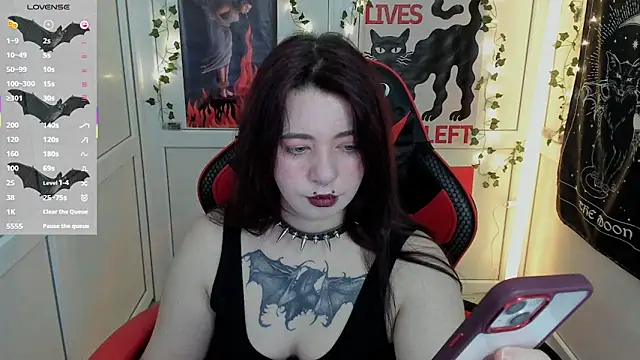 Snapshot of PurpleRune chatting on 18, 5, 2026 PurpleRune online show from 18, 5, 2026