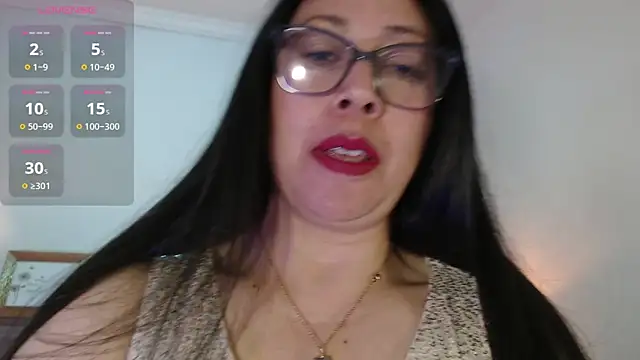 Snapshot of FranciscaVera chatting on 7, 6, 2026 FranciscaVera online show from 7, 6, 2026