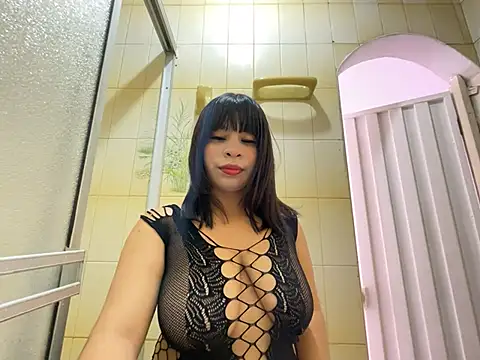 luna silk  online show from 28, 5, 2026