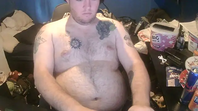 Snapshot of hunter_lust97 chatting on 19, 5, 2026 hunter lust97 online show from 19, 5, 2026