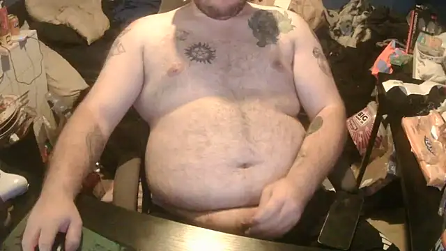 Snapshot of hunter_lust97 chatting on 7, 6, 2026 hunter lust97 online show from 7, 6, 2026