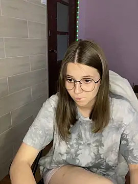 Snapshot of Blossom_Emily chatting on 6, 6, 2026 Blossom Emily online show from 6, 6, 2026