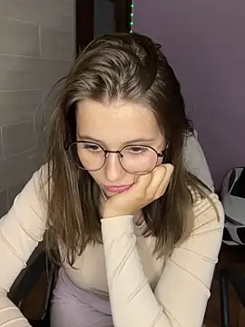 Snapshot of Blossom_Emily chatting on 7, 6, 2026 Blossom Emily online show from 7, 6, 2026