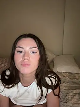 Snapshot of daisycollins chatting on 14, 5, 2026 daisycollins online show from 14, 5, 2026
